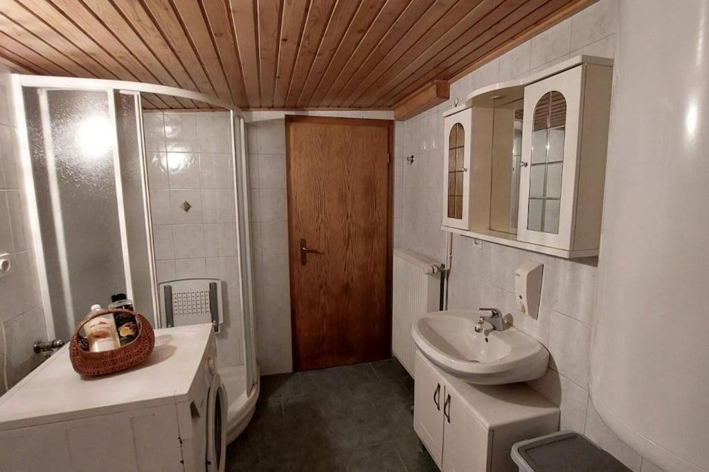 Miklavzeva Hisa With A Bread Oven Villa Zelezniki Екстериор снимка